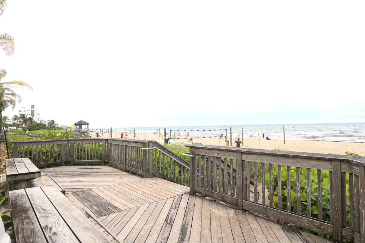 Atlantique Beach House Hotel Дирфилд Бич Экстерьер фото